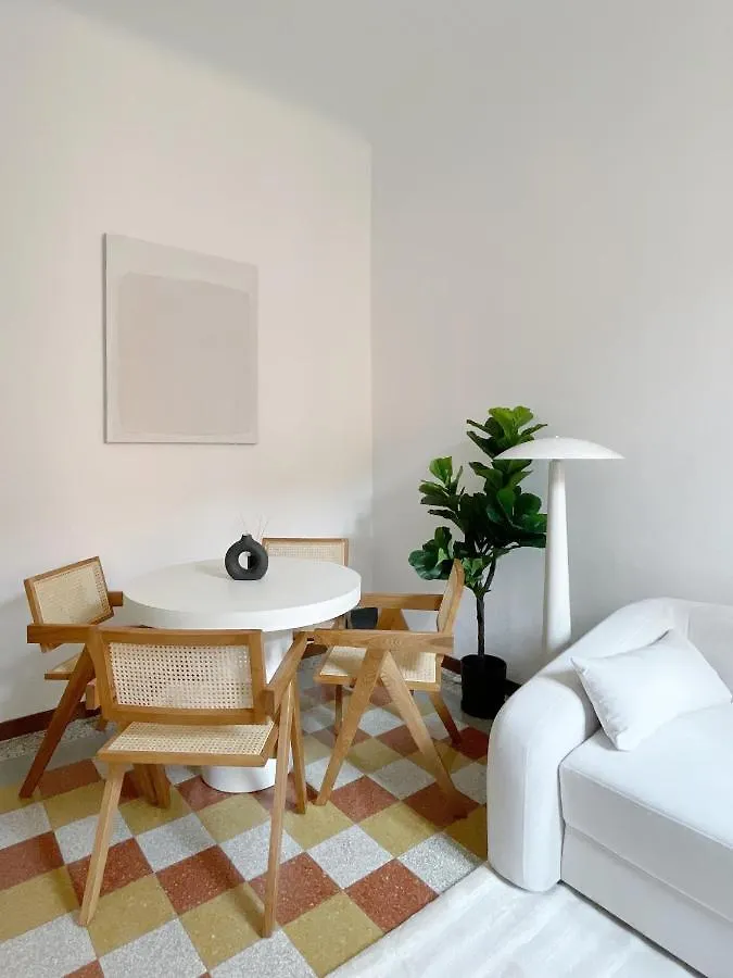 Casa Unica Milano - Typical & Charming Apartment - Navigli II
